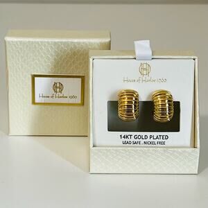 New House of Harlow 1960 Scollop Huggie Hoop Earrings in 14K Gold